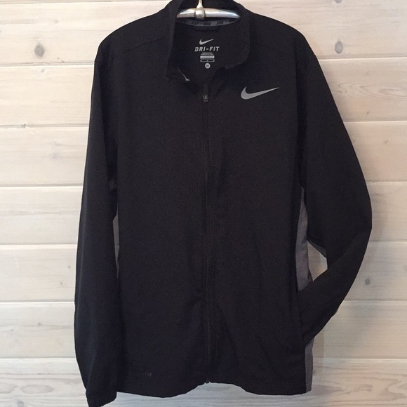 Nike Other - Nike Dri Fit lightweight jacket